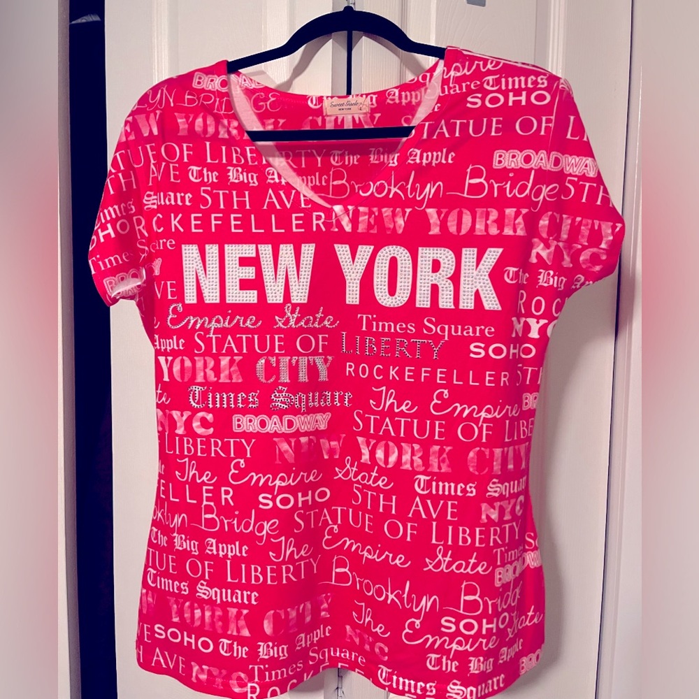 Bright pink short sleeve T-shirt with bling! Size L